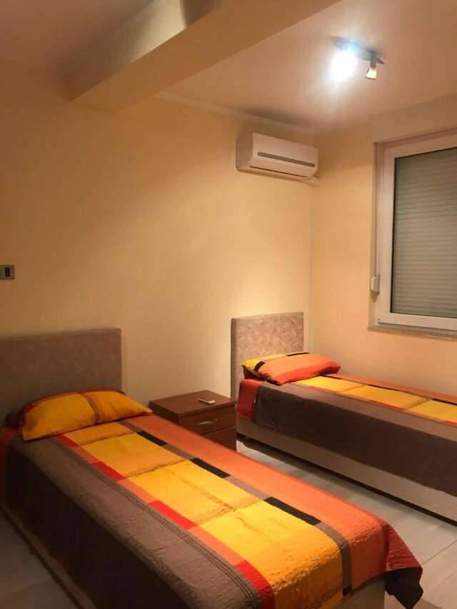 Лоджи Mums Apartment Petrovac Петровац-18